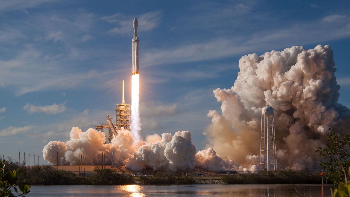 SpaceX&#039;s Falcon Heavy Rocket Lifts Off During An Afternoon Demonstration Launch