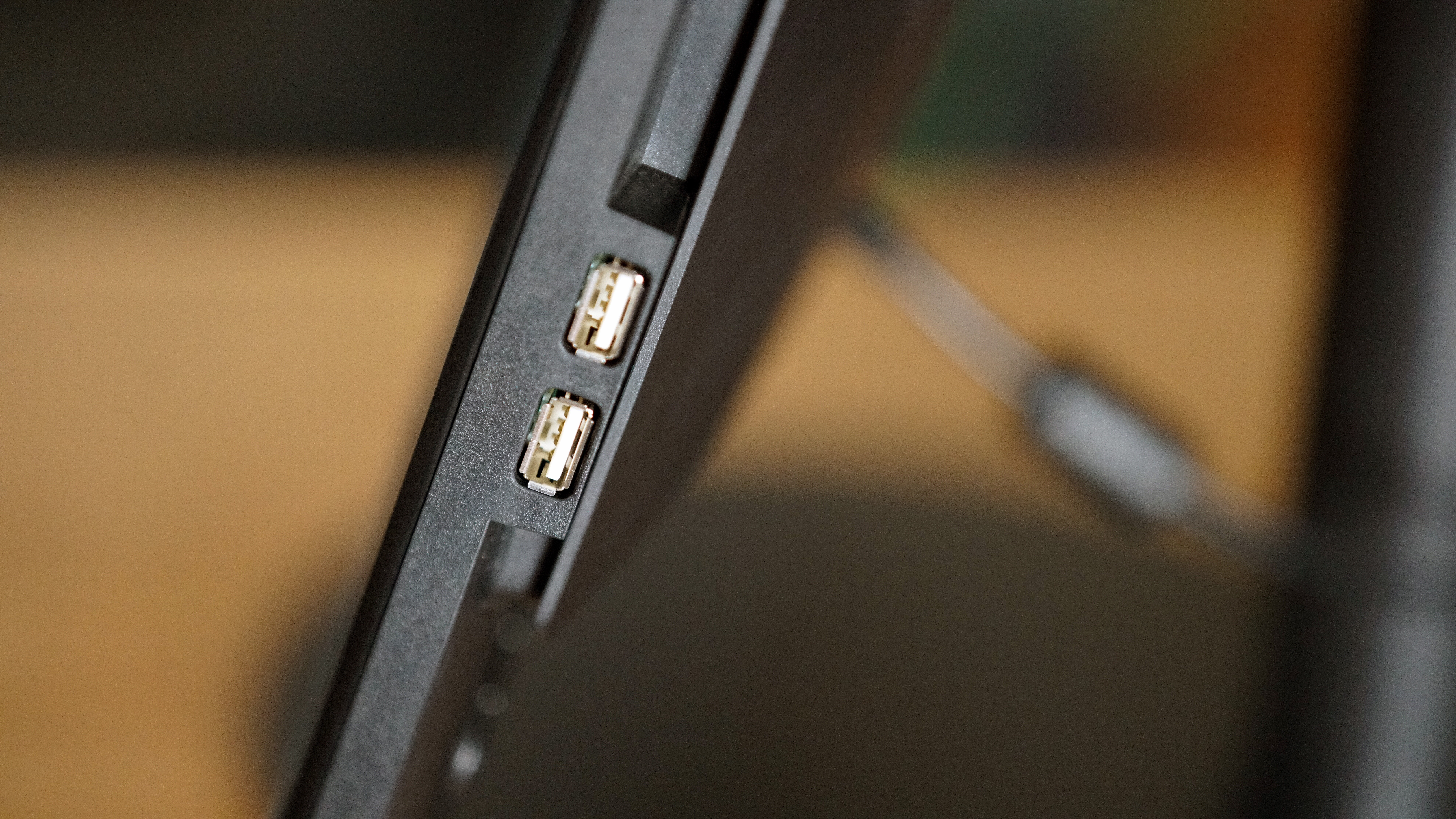 The side ports of the MSI Pro AP242