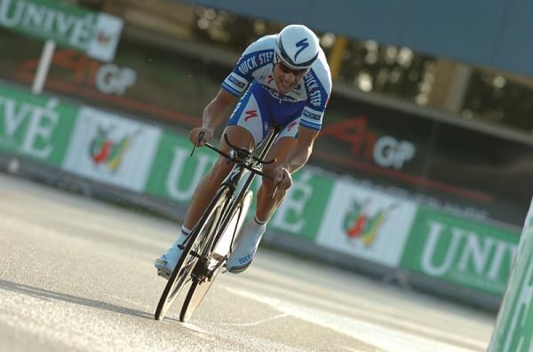 Tom Boonen (Quick Step) held the provisional best time, and finished second in Vuelta a Espa&ntilde;a stage one.
