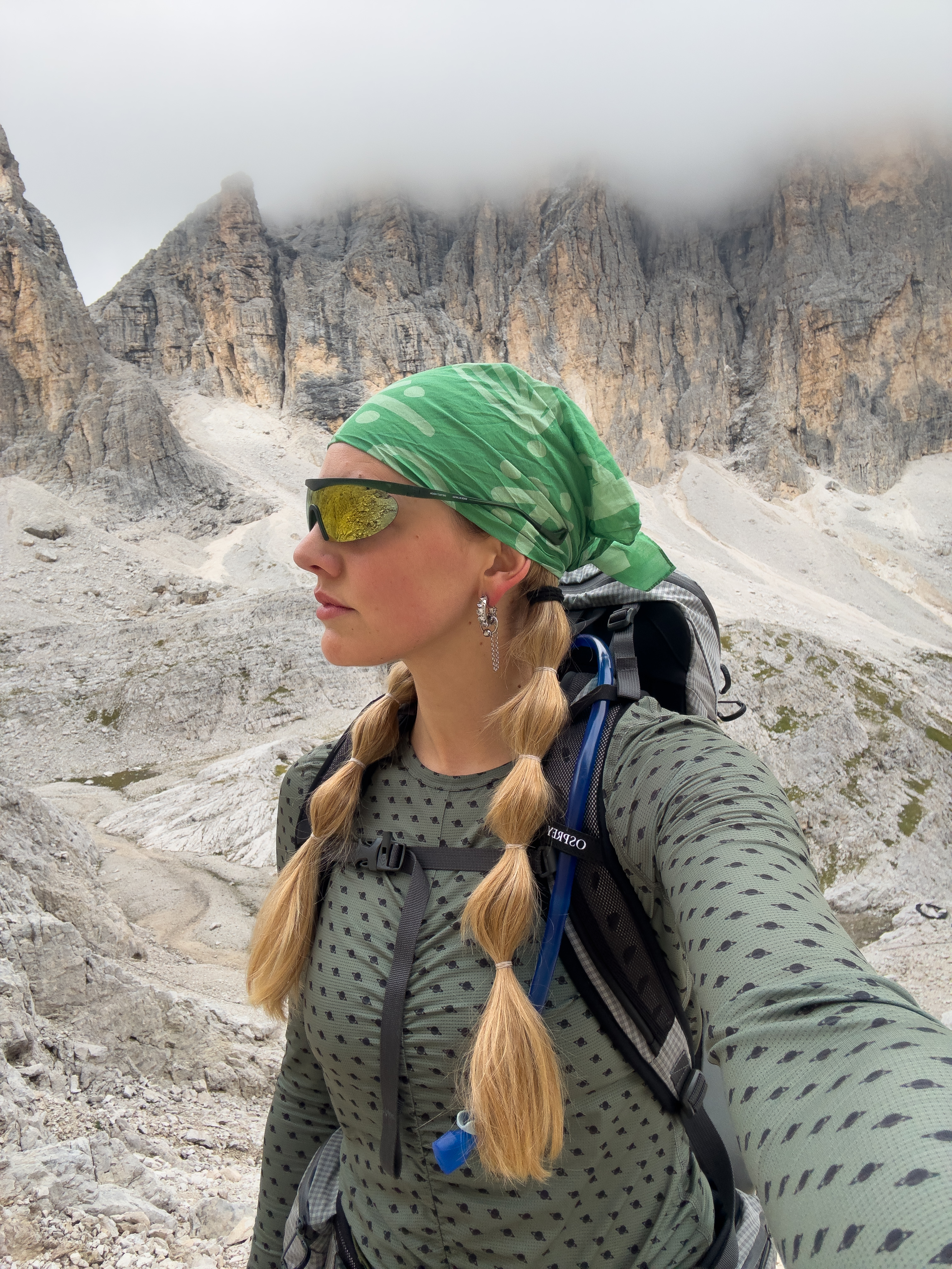 sabrina b hiking outfits