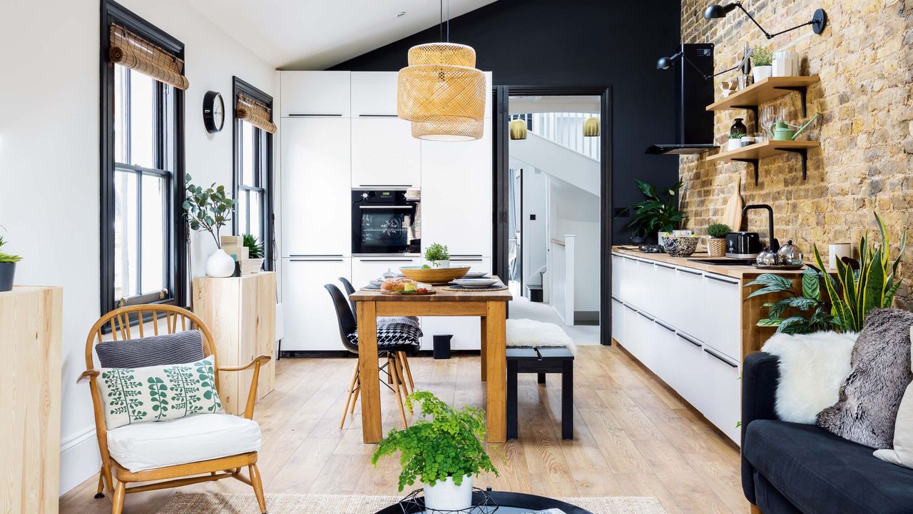 Open plan living room, kitchen and diner