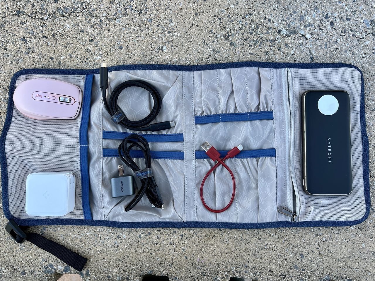Stm Dapper Wrapper Slate Blue Contents