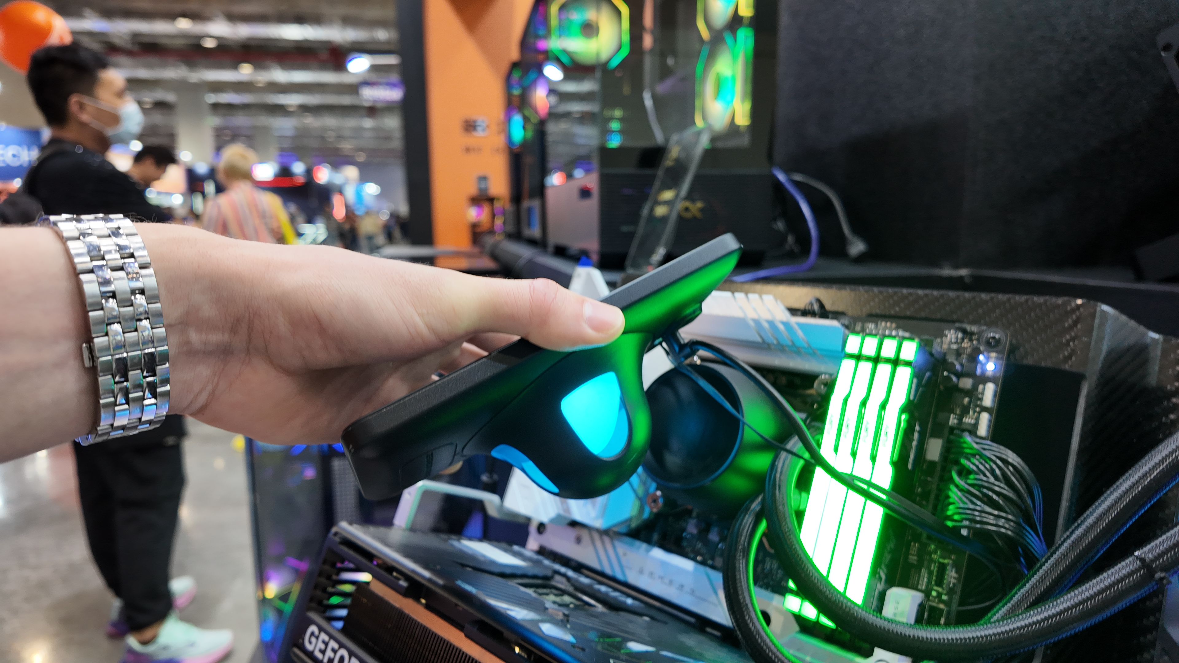 Xigmatek's giant CPU cooler screen on show at Computex 2025