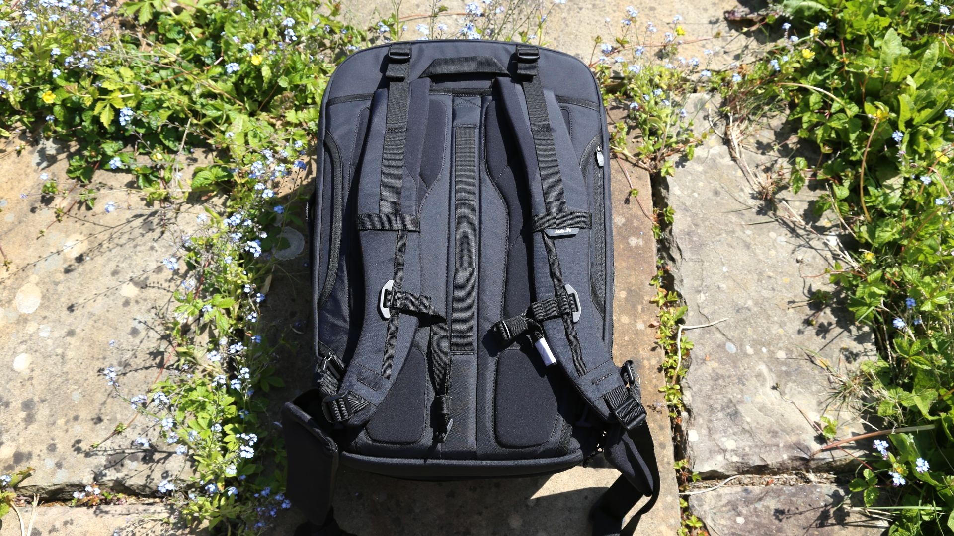 Mous Optimal Travel Backpack review