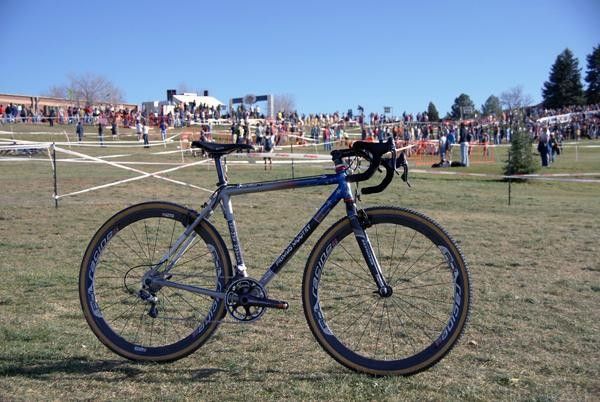 Katie Compton continues to dominate women's cyclocross racing in the US aboard her custom Primus Mootry.