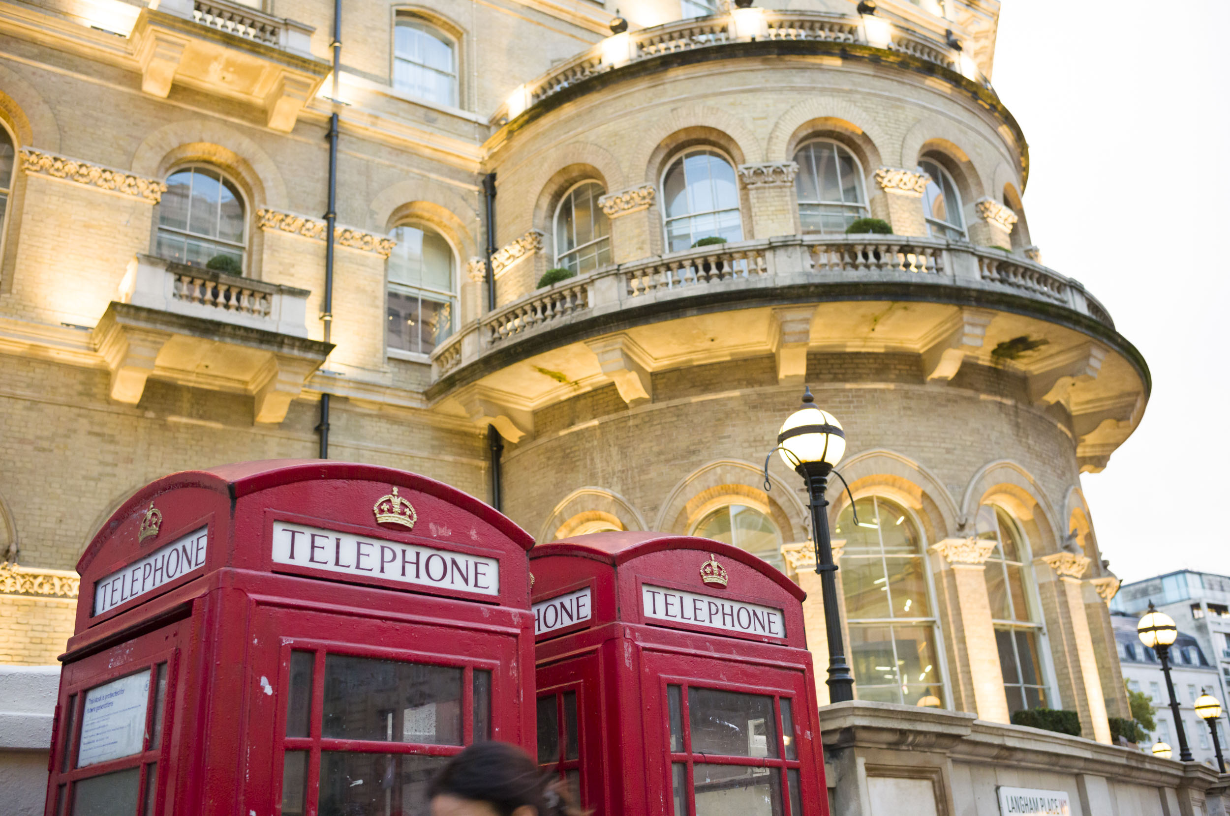 Leica M EV1 sample gallery: two red phone boxes in London