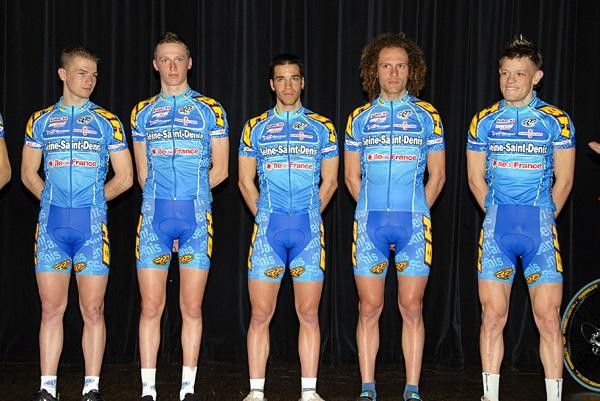 The five new riders of the team Pioline, Levarlet, Galland, Diguet and Chainel.