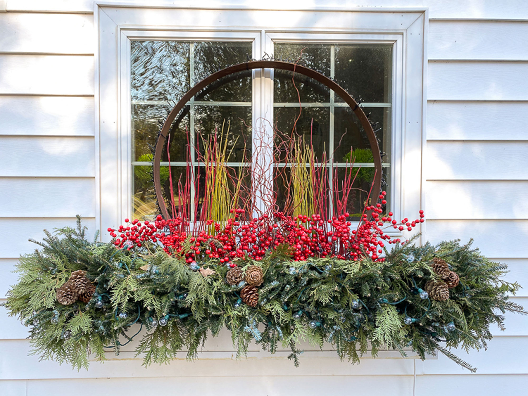 How to Make Window Boxes Look Good in Winter