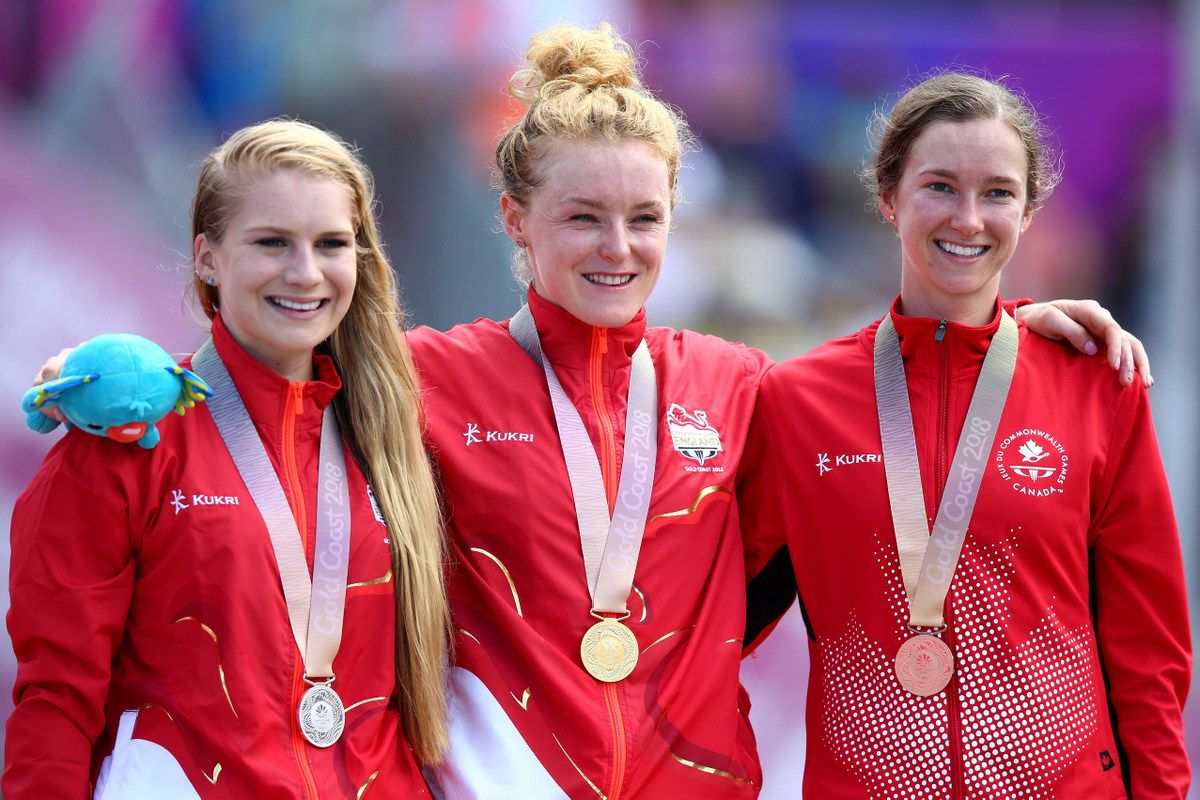 Evie Richards, Annie Last (England) and Hayley Smith (Canada)