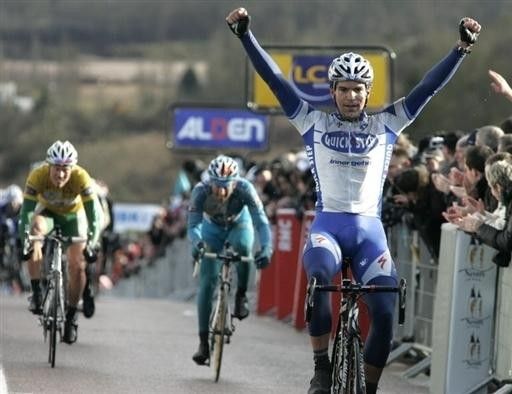 Belgian Gert Steegmans (Quick Step) won Monday's Paris-Nice stage stage over J&eacute;r&ocirc;me Pineau (Bouygues Telecom) and overall leader Thor Hushovd (Cr&eacute;dit Agricole).