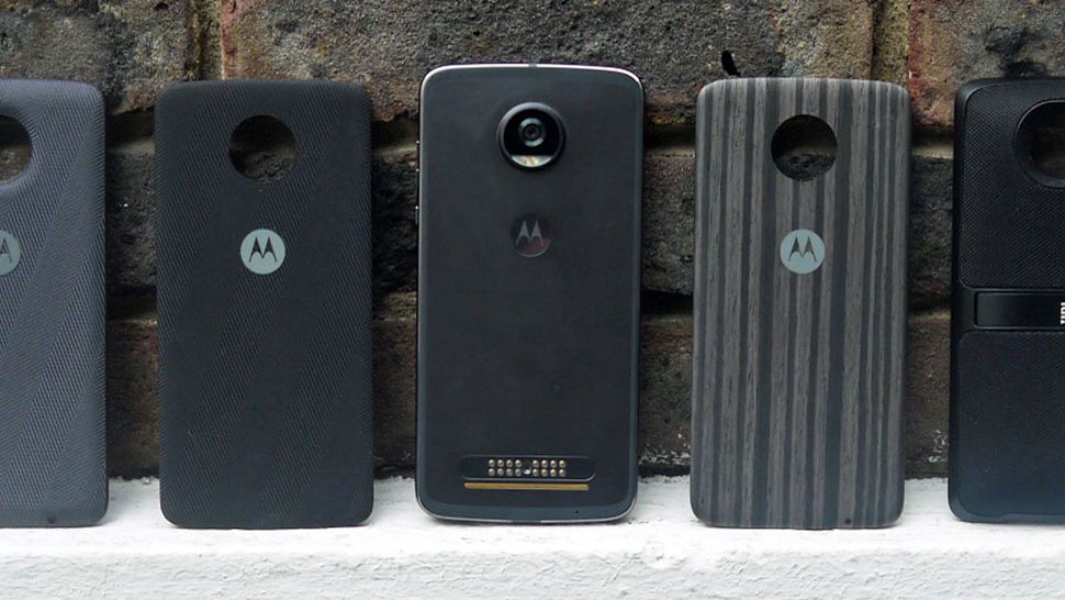 Leaked Moto Z3 Play images show off gesture controls and a 5G mod