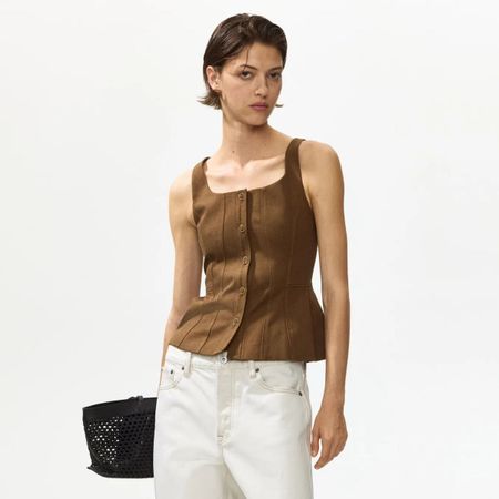 17 New-In Anti-Trend Items From H&M That Have My 57-Year-Old Mum and I Hooked