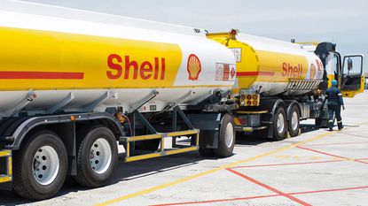 Shell oil tanker © Shell oil tanker © Shell International Ltd