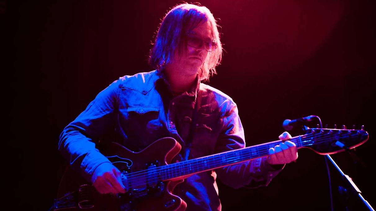 Brian Jonestown Massacre stream Fingertips Louder