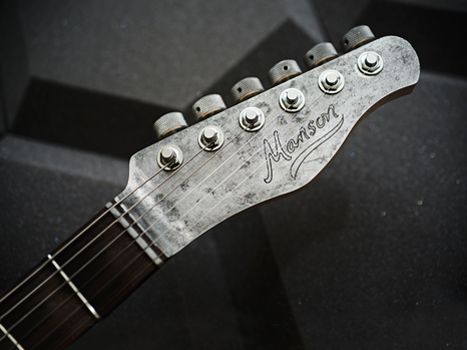 Manson DL-OR electric guitar