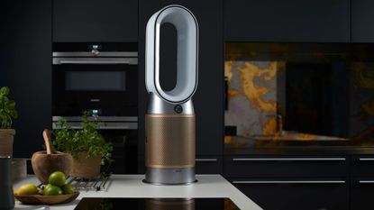 Dyson Purifier Cool AutoReact in bedroom 