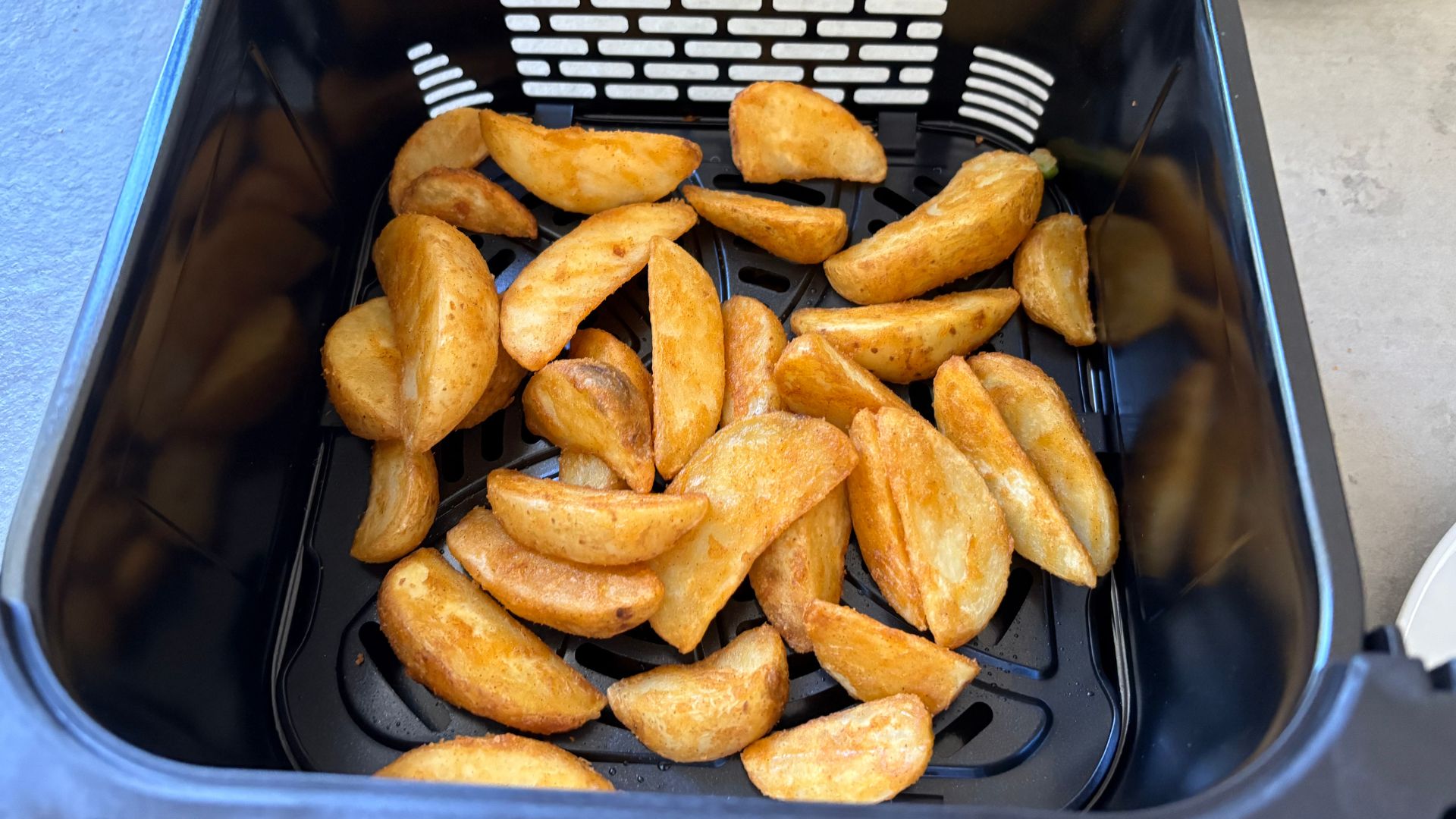 Chips in the Salter VertiCook Air Fryer