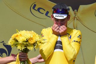Mark Cavendish savours his first maillot jaune