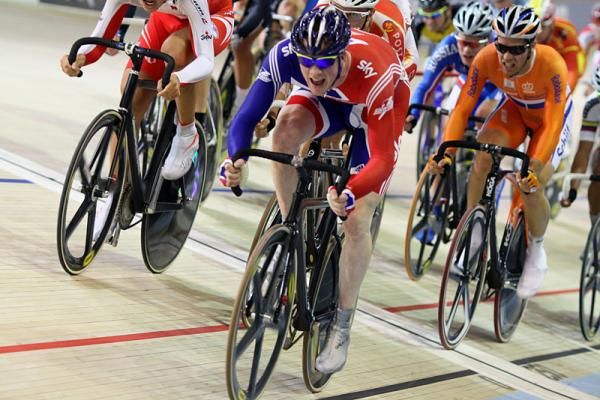 Ed Clancy (Great Britain) hits the gas in the men's points race.