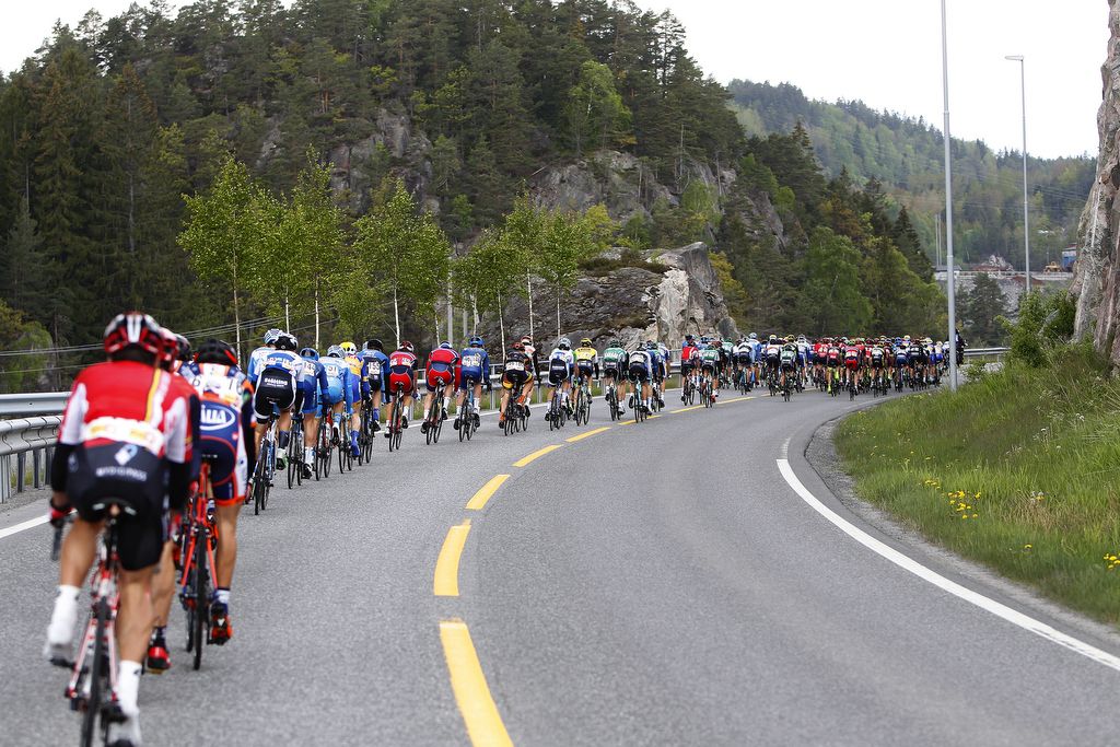 The pace is on in the peloton