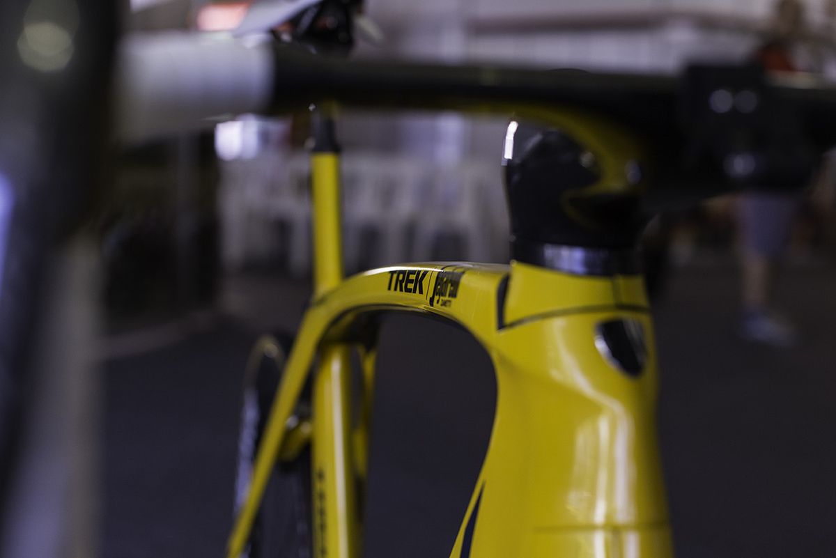 A front view of Jack Bobridge's yellow Trek Madone bike