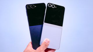 Galaxy Z Flip 7 vs Galaxy Z Flip 6 comparison.