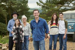 TV tonight On the farm with Matt and family