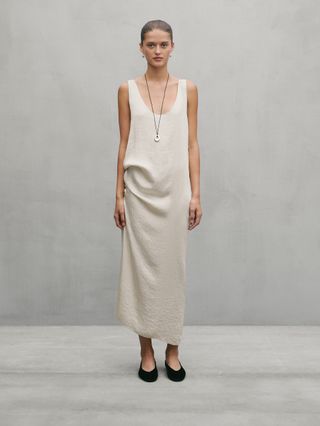 Long Dress With Round Neckline - Studio