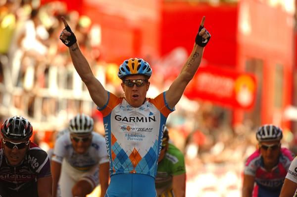 Tyler Farrar (Garmin-Slipstream) unleashed his sprint early and took the win.