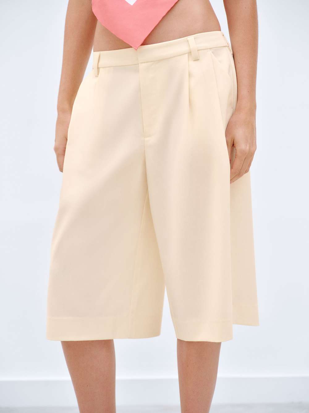 Apollo Short
