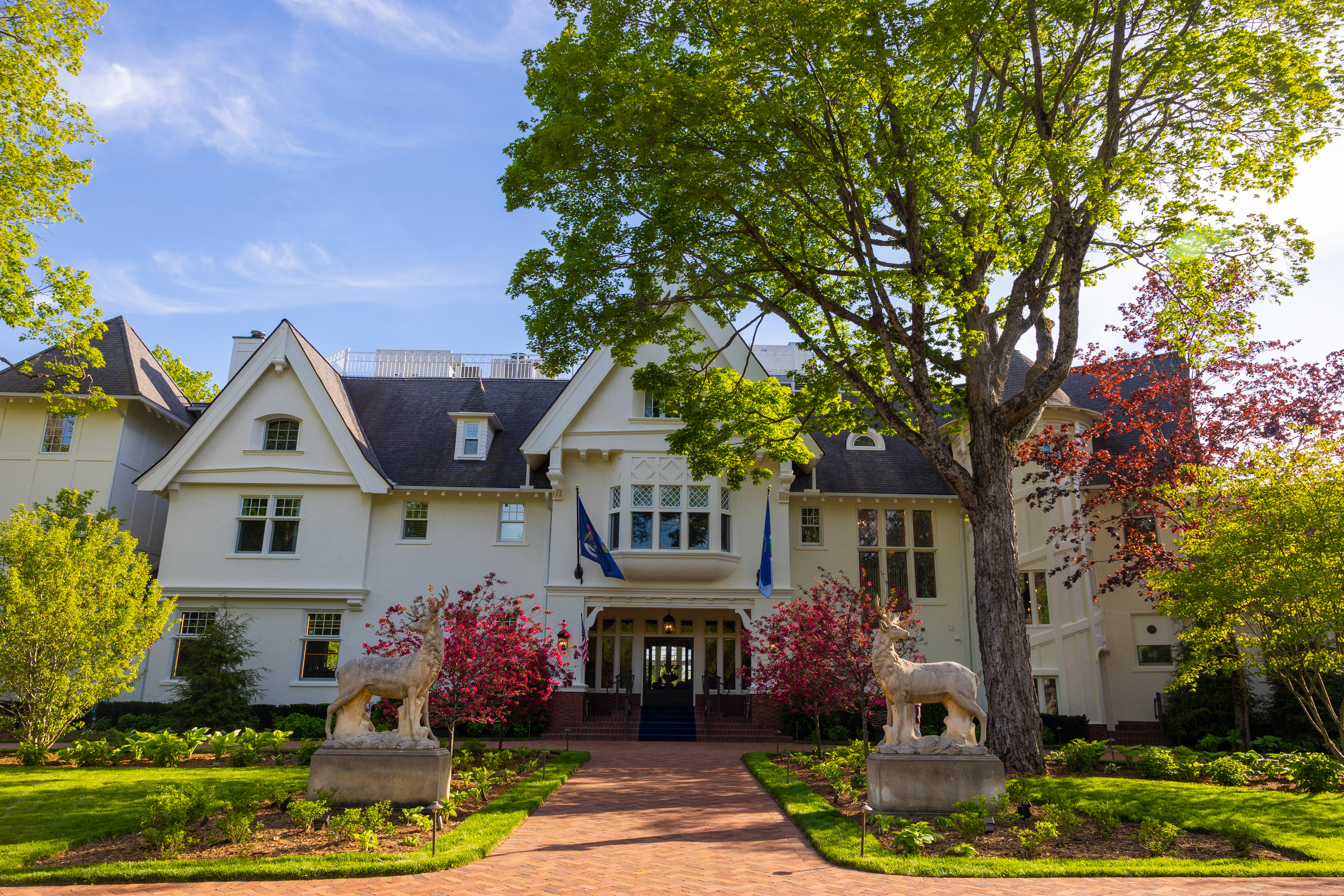 Inn at Stonecliffe exterior