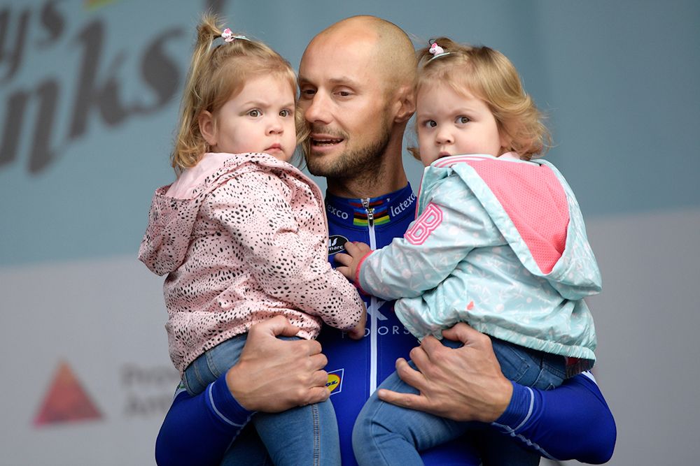 Tom Boonen with his daughters Valetine and Jacqeline at the 'Tom says Thanks' event.