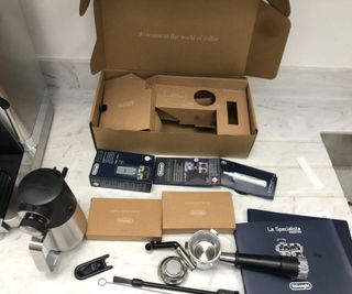 De'Longhi La Specialista Maestro Espresso Machine extras