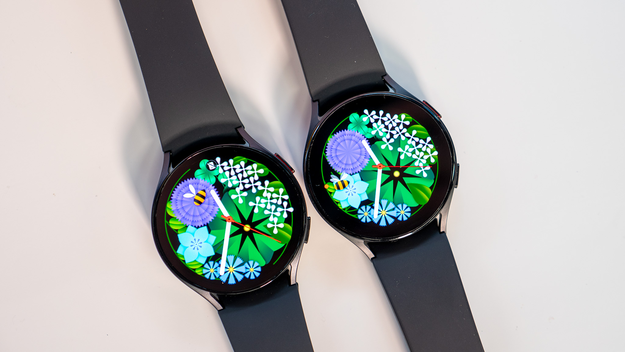 Comparando el tamaño y los biseles entre el Samsung Galaxy Watch 5 y 6