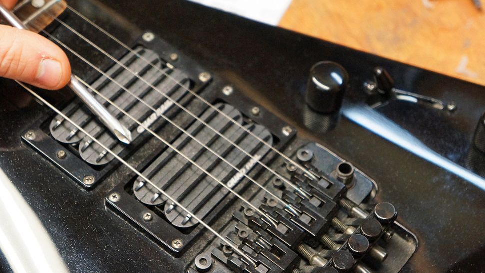 How to install a new 3way pickup switch Guitar World