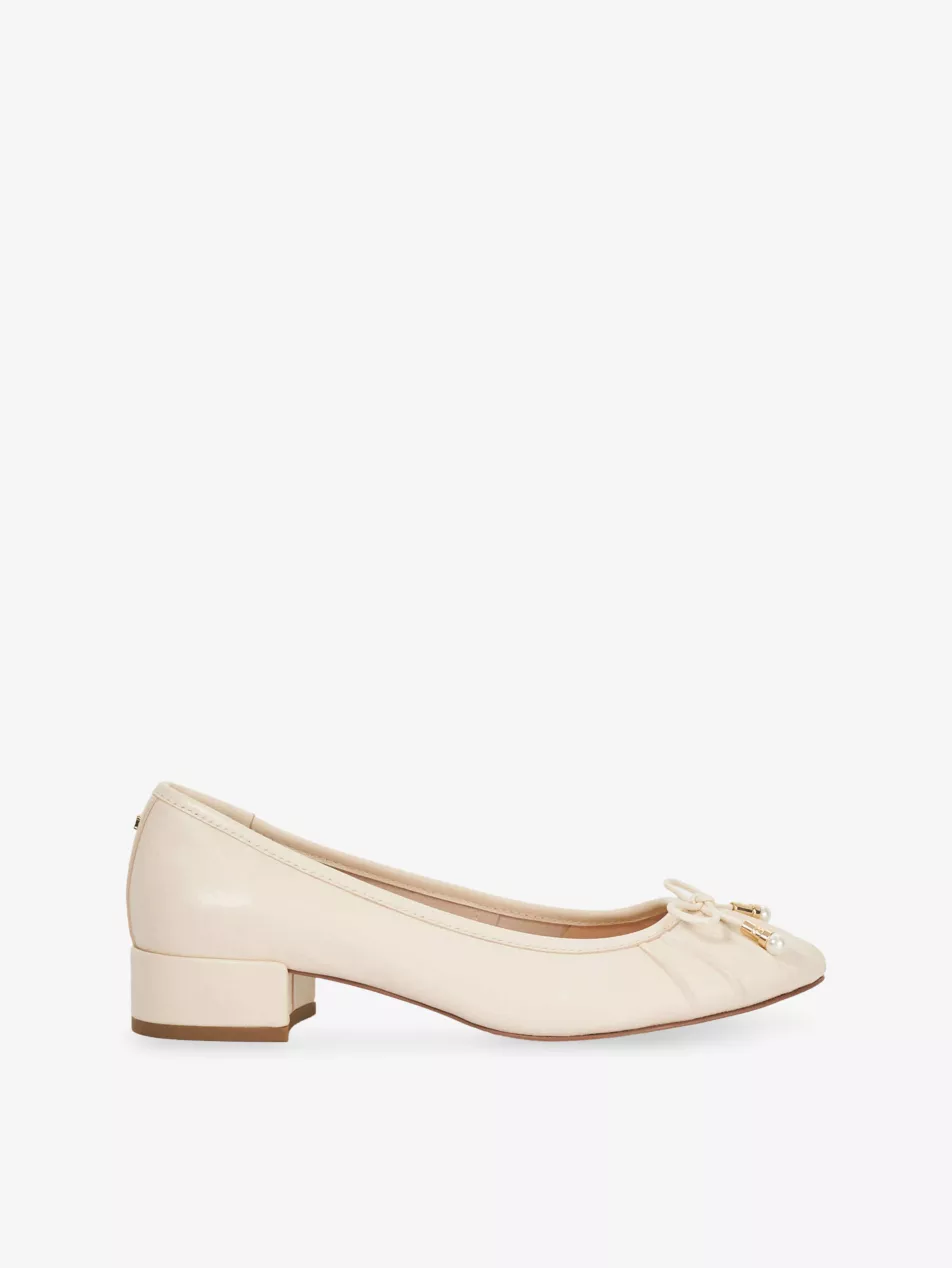 Amazing Bow-Detail Leather Courts