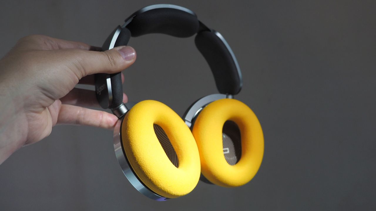 Dyson OnTrac hands-on