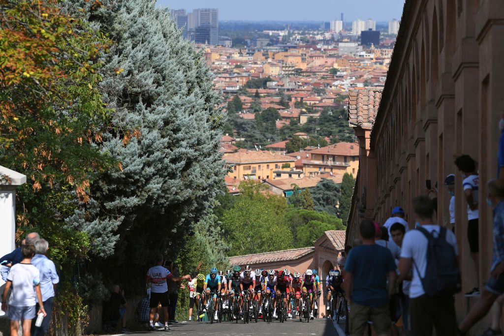 Giro dell'Emilia climbs up to the San Luca sanctuary with Bologna in the background