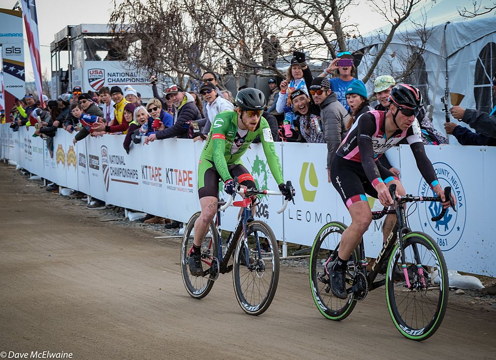 Jeremy Powers (Aspire Racing) led out Hyde with one lap to go