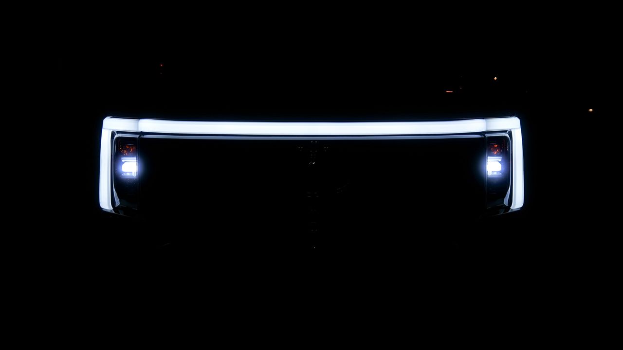 2025 Ford F-150 Lightning test drive.