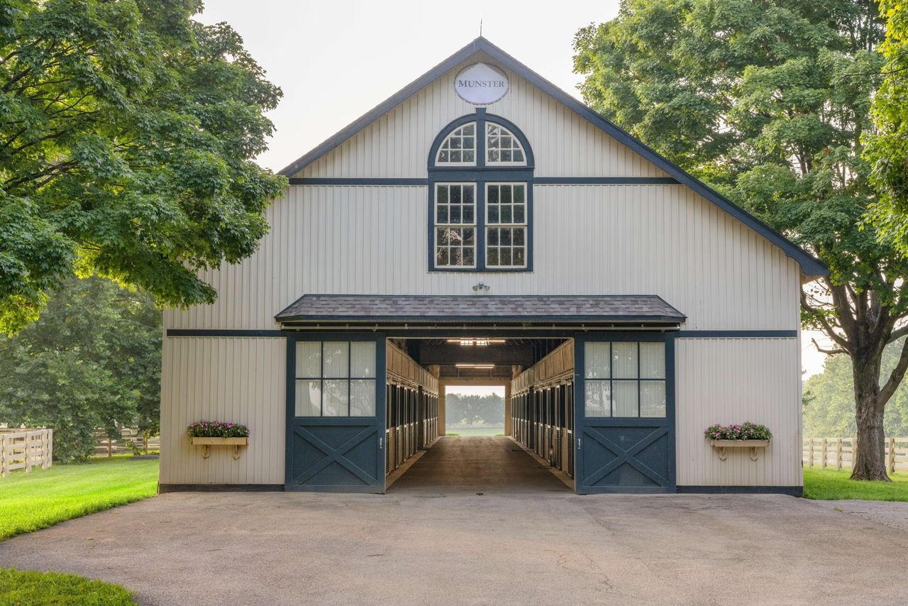 Equestrian estate for sale in Kentucky