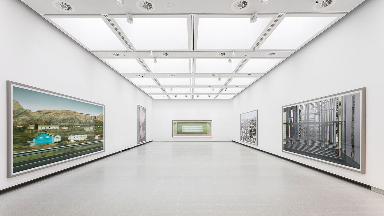 installation-images-_-andreas-gursky-at-hayward-gallery-25-january-22-april-2018-_-credit-mark-blower-1.jpg