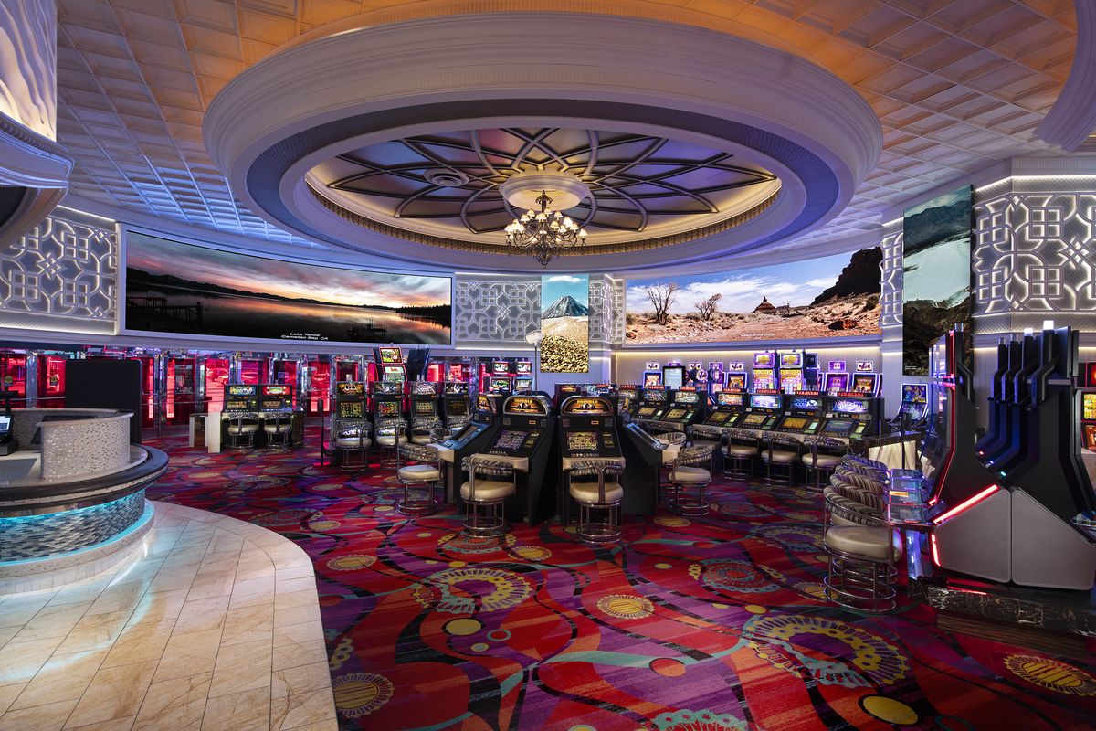 Peppermill’s signature offering is Windows of the World, a vast library of UHD footage shot by Ness and his team that plays throughout the properties on huge LED screens.