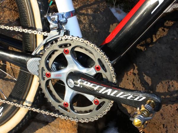 Wells' ultralight S-Works carbon crank is fitted with 39/46T SRAM chainrings.