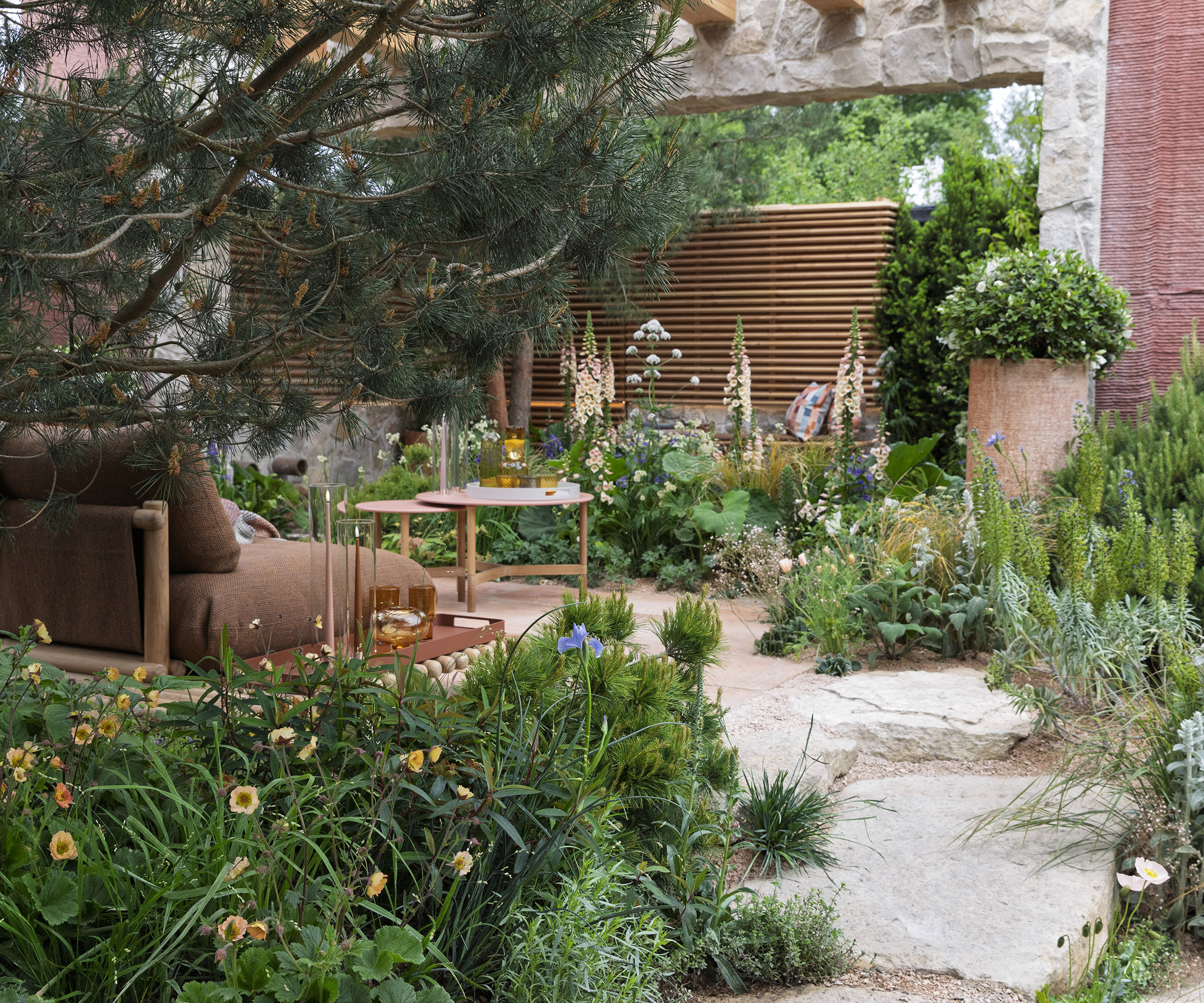 Killik & Co ‘Save for a Rainy Day Garden’. Designed by Baz Grainger. Small Show Garden. RHS Chelsea Flower Show 2025.