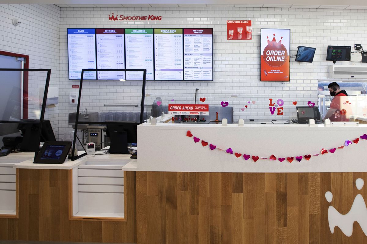 Smoothie King Transforms Speedy Service With Samsung Digital Displays