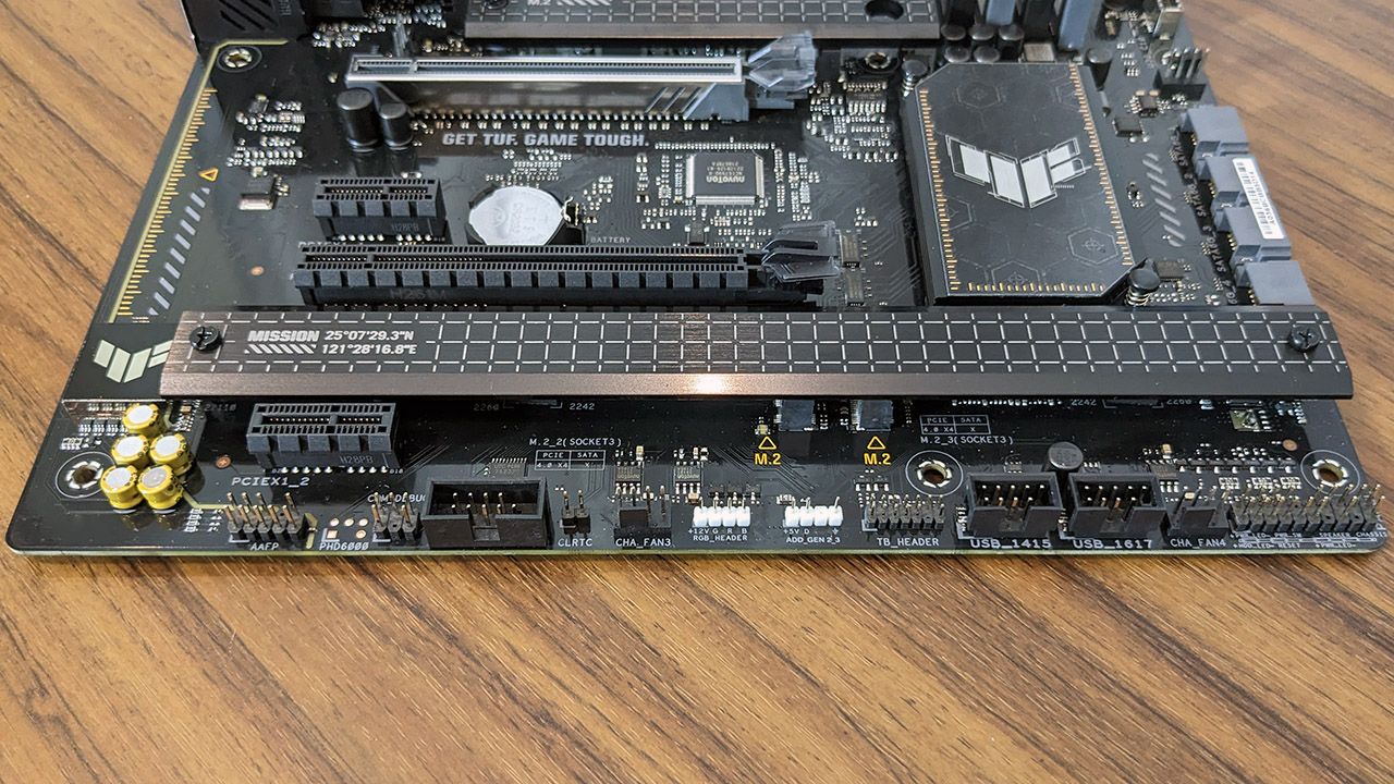 Asus TUF Gaming B650-Plus WiFi lower half