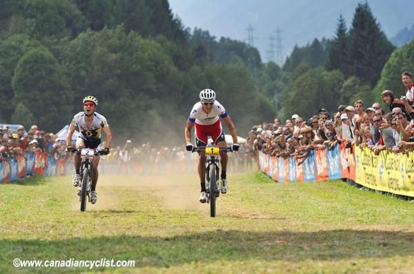 Jaroslav Kulhavy and Nino Schurter sprint (Val di Sole World Cup, Ita)