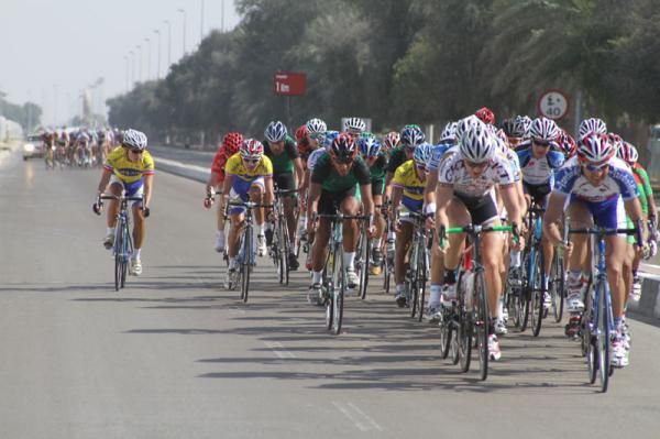 Wind split the peloton