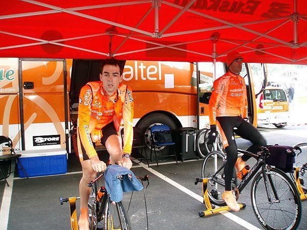Euskaltel - Euskadi's Jorge Azanza Soto and Inaki Isasi Flores ready for the time trial.